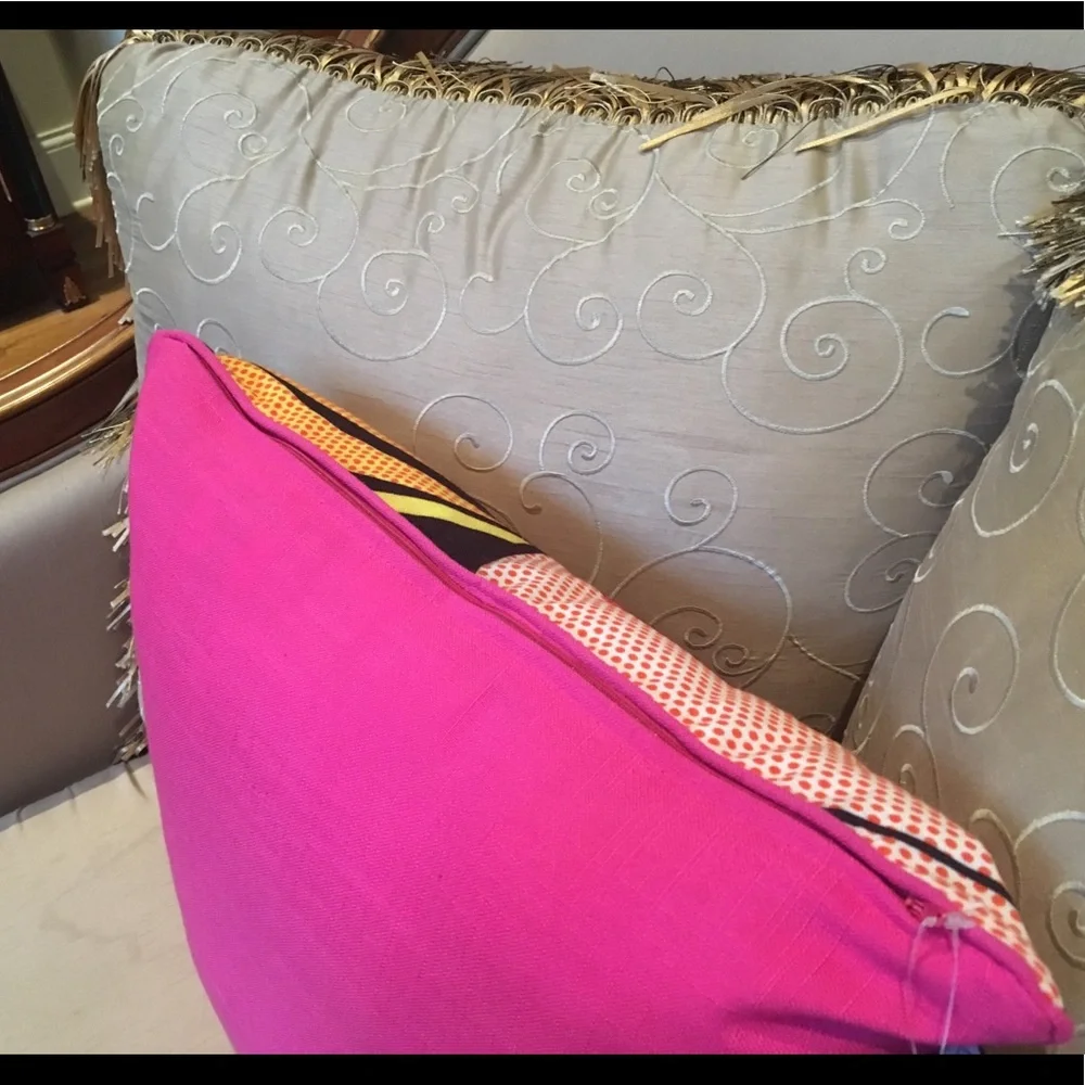 KAS Home Collection POP ART Pink Cushion